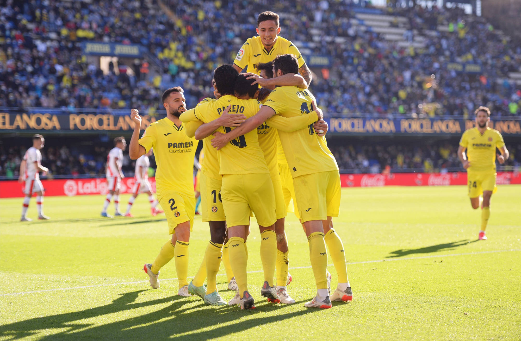 爱游戏体育 -比利亚雷亚尔今夜绝杀压哨；志在社区盾名次提升；震撼外界；训练强度明显提升的简单介绍