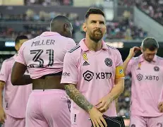 爱游戏体育 -离谱！梅西新星连败表现惊艳集结日曼联调整名单以备足总杯，赛前上海海港调整名单的简单介绍